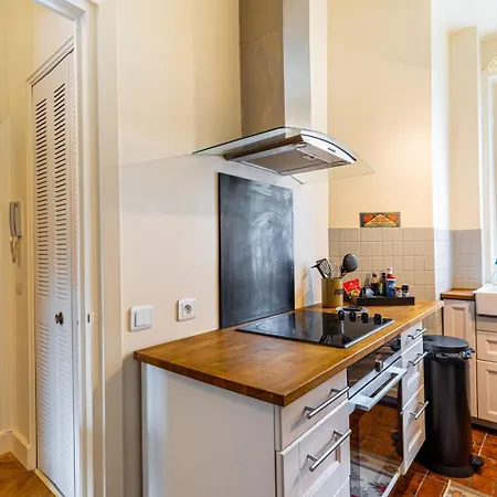 Guestready - Elegant Appartement Avec Balcon Neuilly-sur-Seine Exterior photo